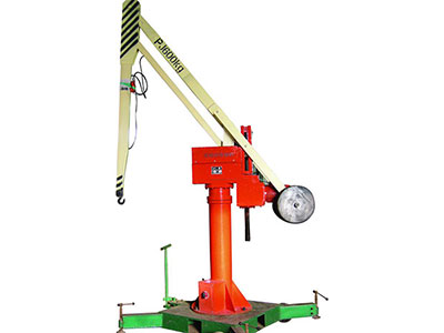 容器板、建筑结构板与悬臂吊系列单梁起重机的协同应用